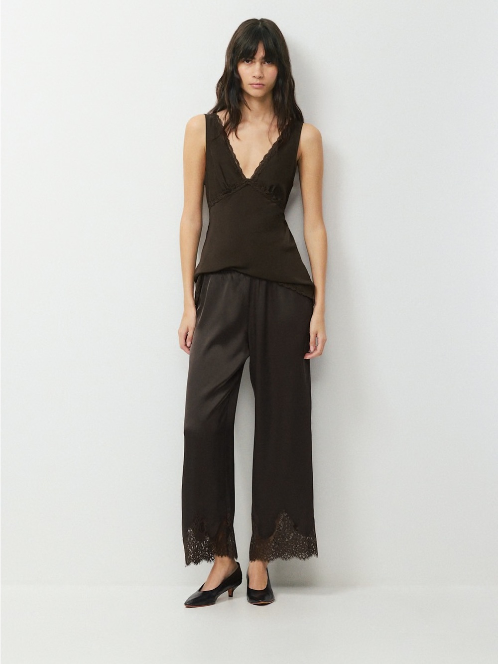 NWT - Aritzia Wilfred Archway Satin Pant - Cacao Nib Brown - Size Small